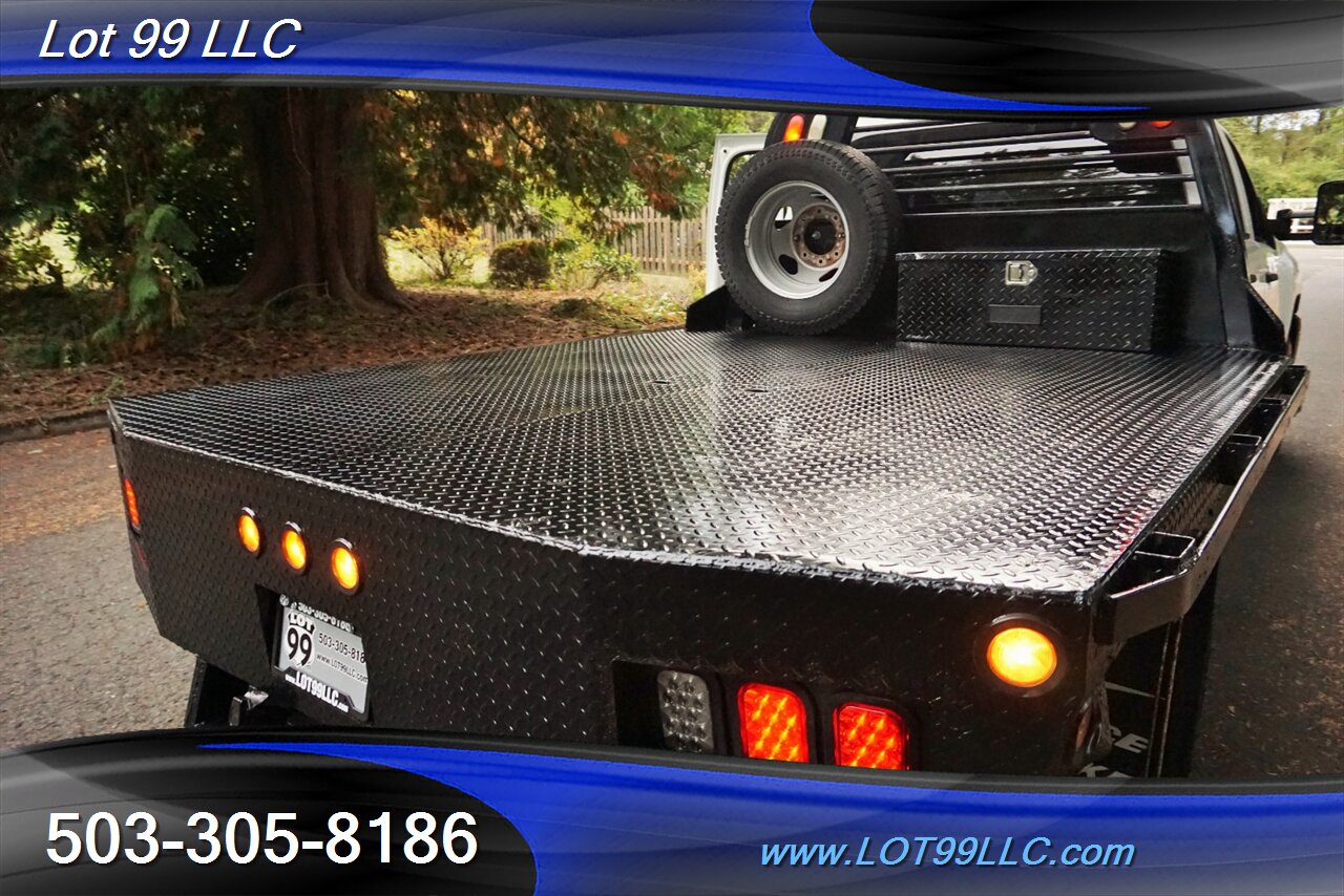 2013 Chevrolet Silverado 3500 Cew Cab 4x4 Dulley 6.6L Duramax FLAT BED - Photo 17 - Milwaukie, OR 97267