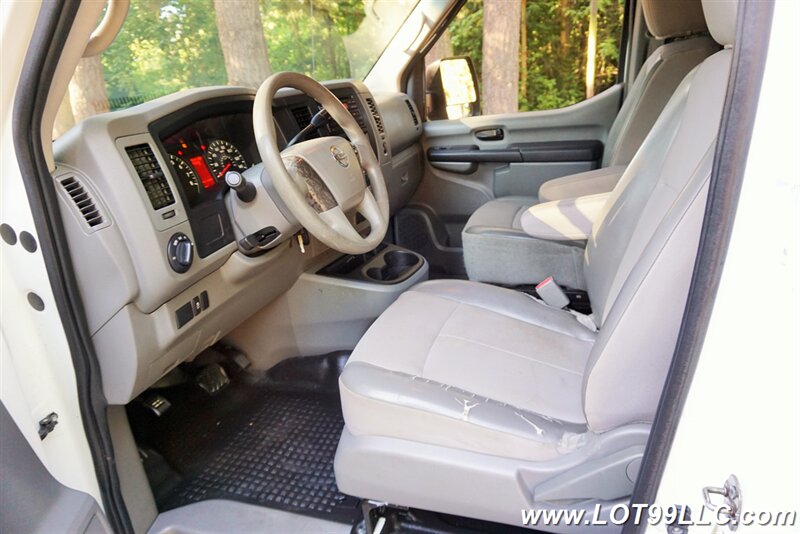 2016 Nissan NV 1500 SV V6 4.0L Auto CARGO VAN Newer Tires 1 OWNER  