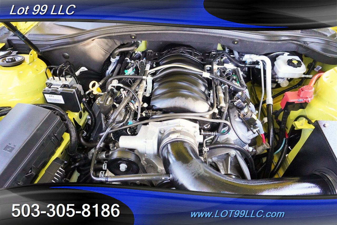 2015 Chevrolet Camaro SS Coupe Only 48k Low Miles V8 6.2L Auto 20 BLACK  Wheels Newer Tires - Photo 17 - Milwaukie, OR 97267