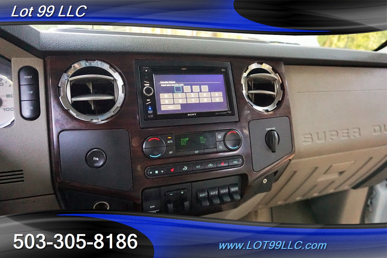 2008 Ford F-350 Lariat photo 16