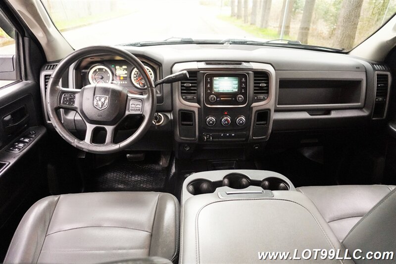 2018 RAM 3500 Tradesman 4X4 Dullay 6.7L Cummins Crew Cab FLATBED  Roof Rack Newer Tires 2 OWNERS