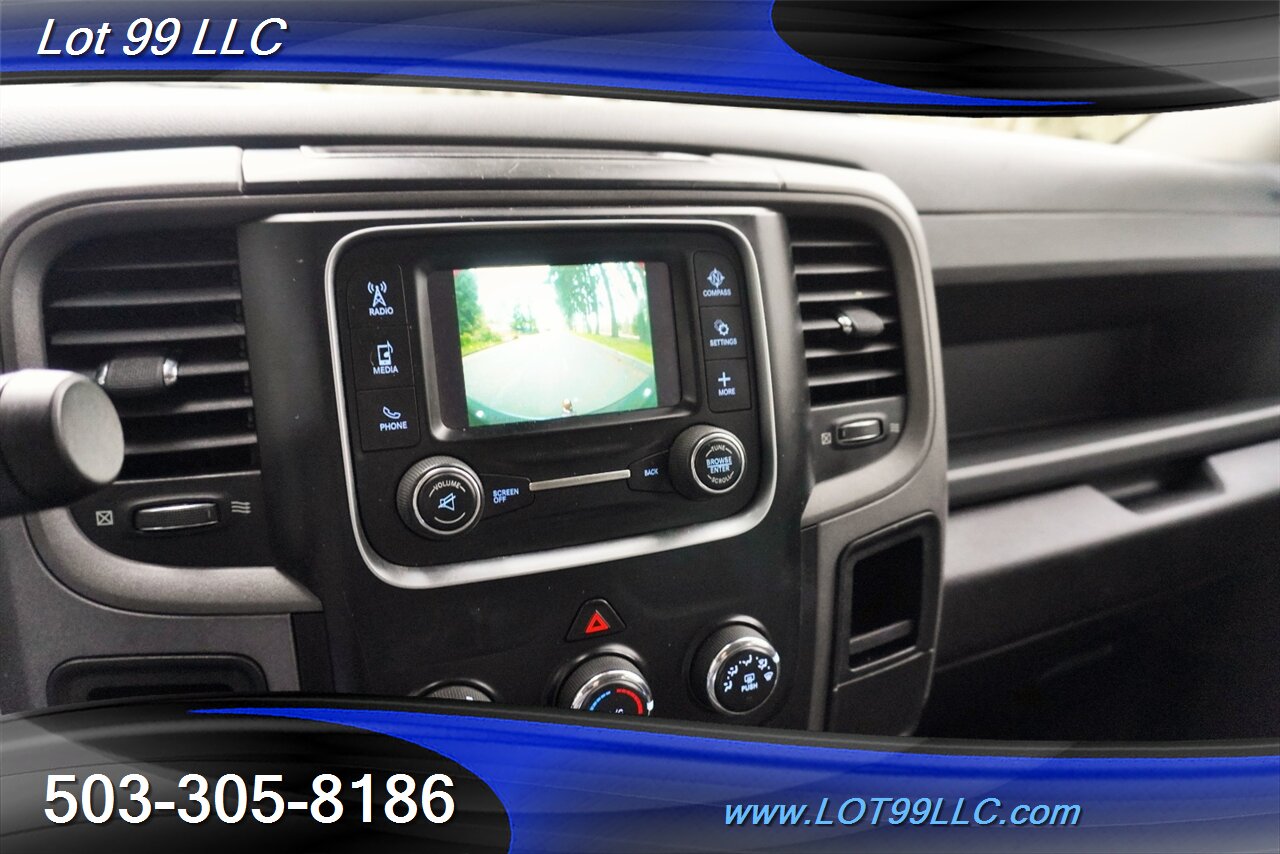 2018 RAM 3500 Tradesman 4X4 Dullay 6.7L Cummins Crew Cab FLATBED Roof Rack Newer Tires 2 OWNERS - Photo 40 - Milwaukie, OR 97267