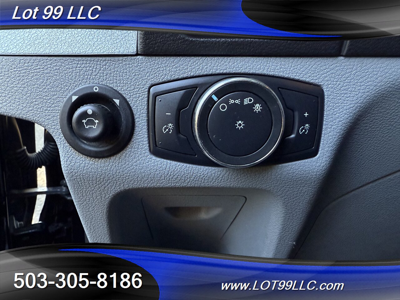 2019 Ford Transit 116k ** 15 Passenger ** High (MID) Roof - Photo 27 - Milwaukie, OR 97267