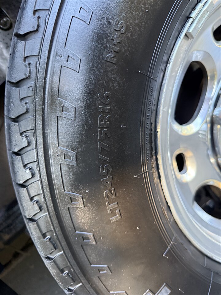 2003 GMC Yukon XL 2500 SLE 151k ** Vortec 8.1L V8 330hp 450ft.** - Photo 70 - Milwaukie, OR 97267