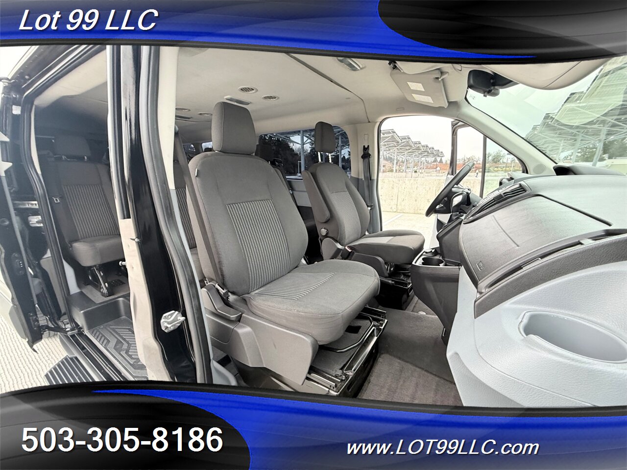 2017 Ford Transit 350 XLT ** 15 Passenger Van ** Tinted Windows Back  ** Prior Certified Pre-Owned ** - Photo 17 - Milwaukie, OR 97267