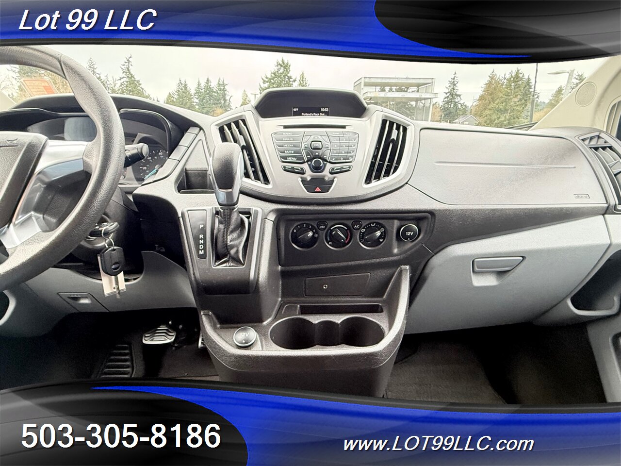 2017 Ford Transit 350 XLT ** 15 Passenger Van ** Tinted Windows Back  ** Prior Certified Pre-Owned ** - Photo 28 - Milwaukie, OR 97267