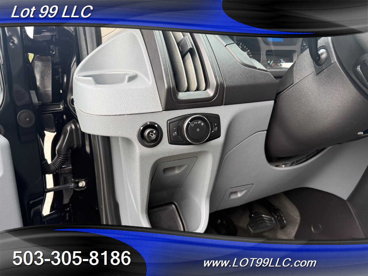 2017 Ford Transit 350 XLT ** 15 Passenger Van ** Tinted Windows Back  ** Prior Certified Pre-Owned ** - Photo 15 - Milwaukie, OR 97267