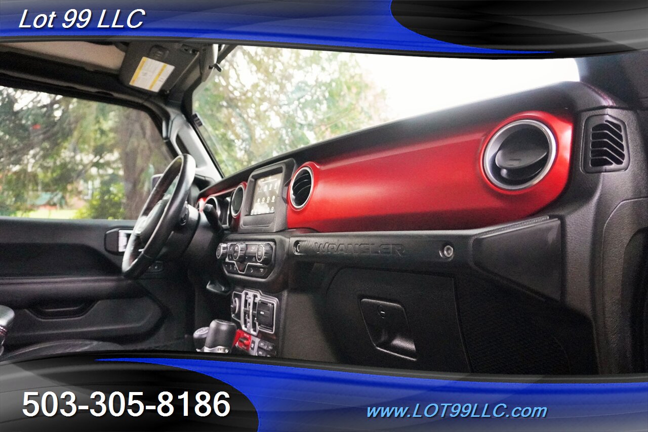 2018 Jeep Wrangler Unlimited Rubicon 4x4 3.6L Leather HARD TOP 1 OWNER - Photo 18 - Milwaukie, OR 97267