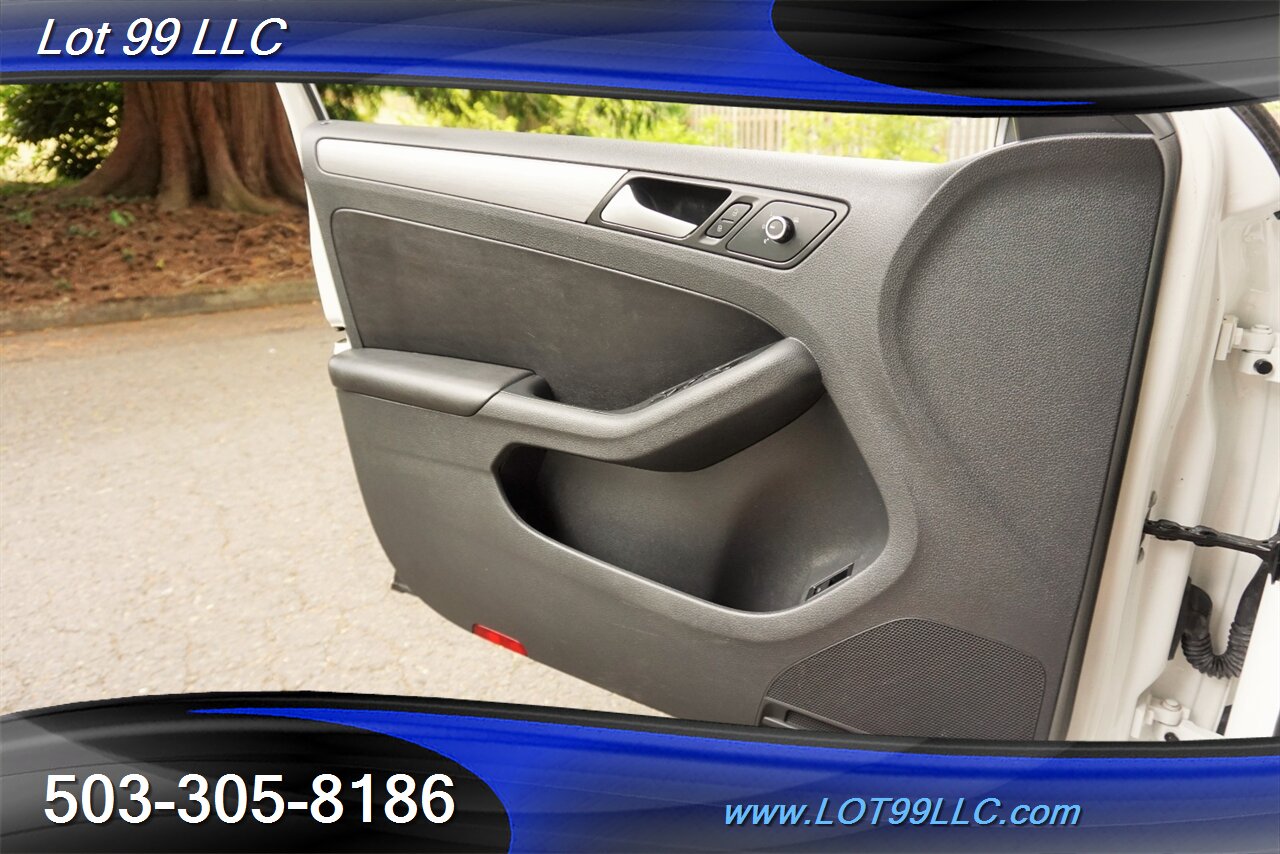 2014 Volkswagen Jetta TDI Value Edition 75K Heated Leather 42 MPG - Photo 25 - Milwaukie, OR 97267