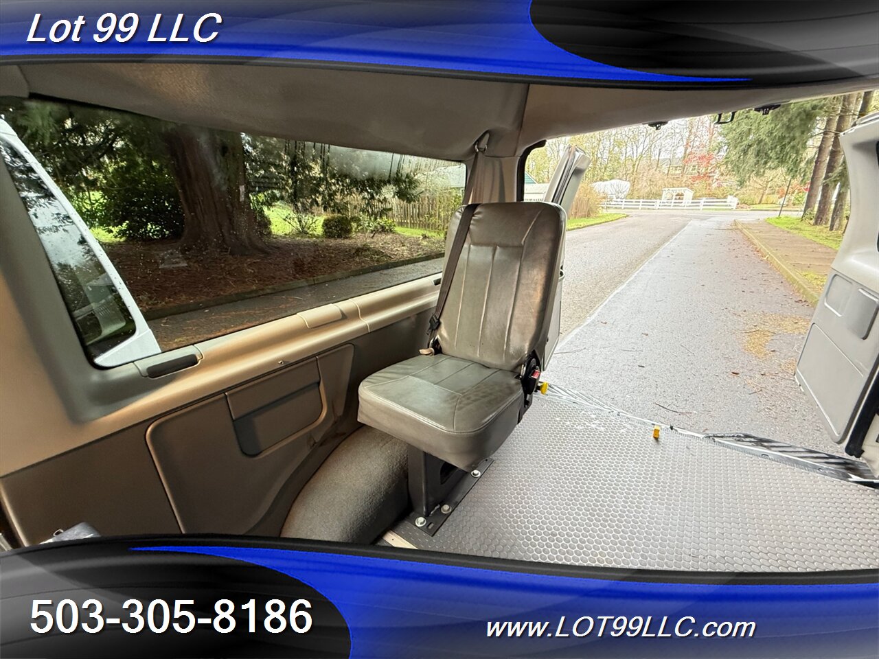 2005 Ford E-Series Van E150 XLT **WHEELCHAIR VAN ** 132k High Roof 4.6L  V8 Ricon Power Side Wheelchair Lift Cruise Control - Photo 21 - Milwaukie, OR 97267