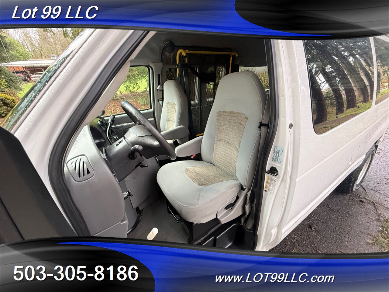 2005 Ford E-Series Van E150 XLT **WHEELCHAIR VAN ** 132k High Roof 4.6L  V8 Ricon Power Side Wheelchair Lift Cruise Control - Photo 17 - Milwaukie, OR 97267