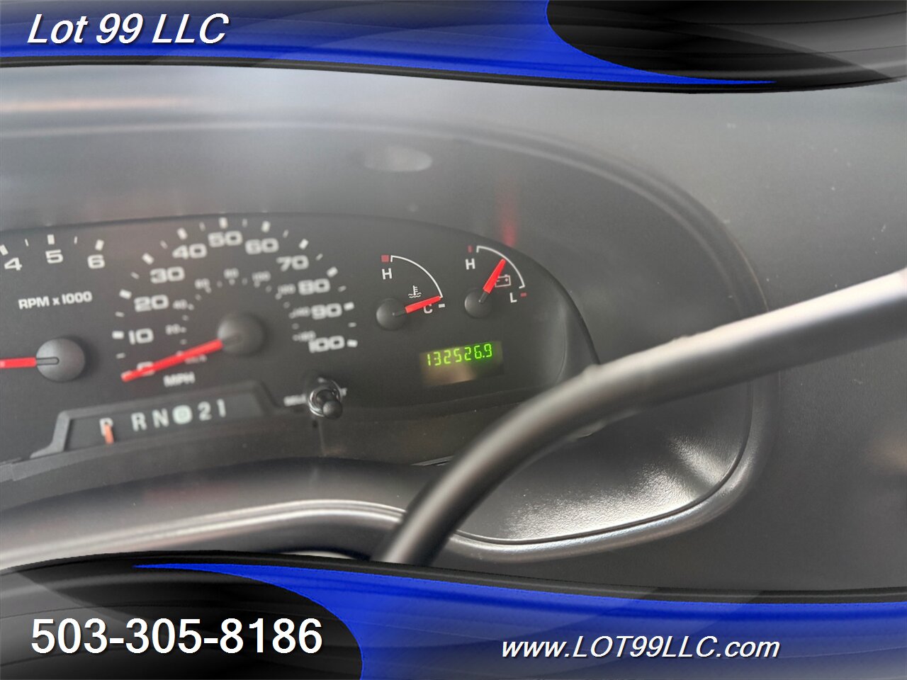 2005 Ford E-Series Van E150 XLT **WHEELCHAIR VAN ** 132k High Roof 4.6L  V8 Ricon Power Side Wheelchair Lift Cruise Control - Photo 35 - Milwaukie, OR 97267