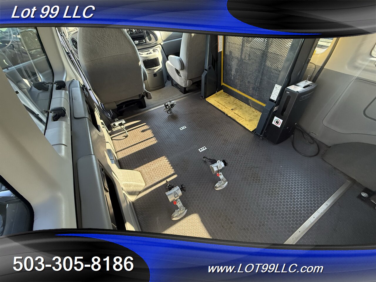 2005 Ford E-Series Van E-150 XLT  V8 Ricon Power Side Wheelchair Lift Cruise Control - Photo 66 - Milwaukie, OR 97267