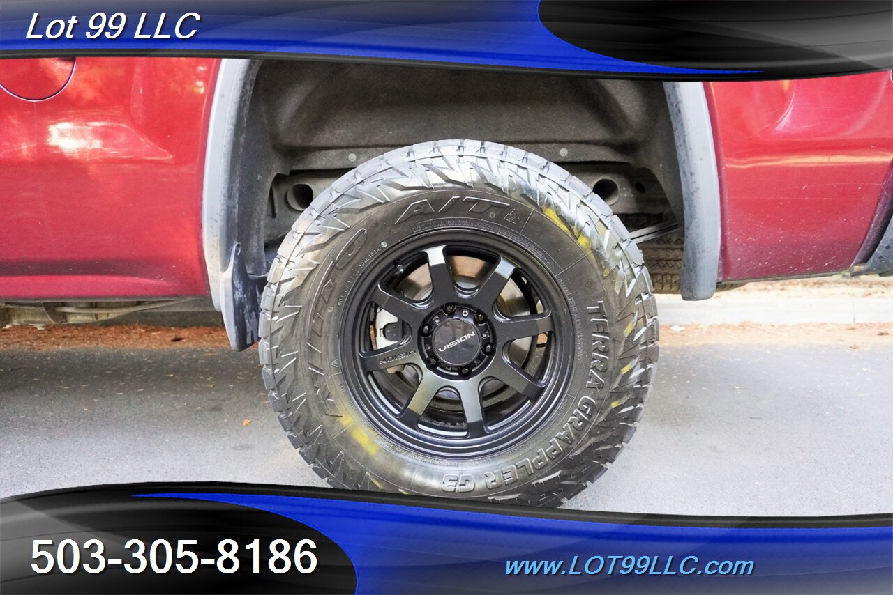 2015 GMC Sierra 1500 Denali 4X4 V8 5.3L Automatic Heated leather Seats Moon Roof LIFTED Black Wheels Newer Tires - Photo 39 - Milwaukie, OR 97267