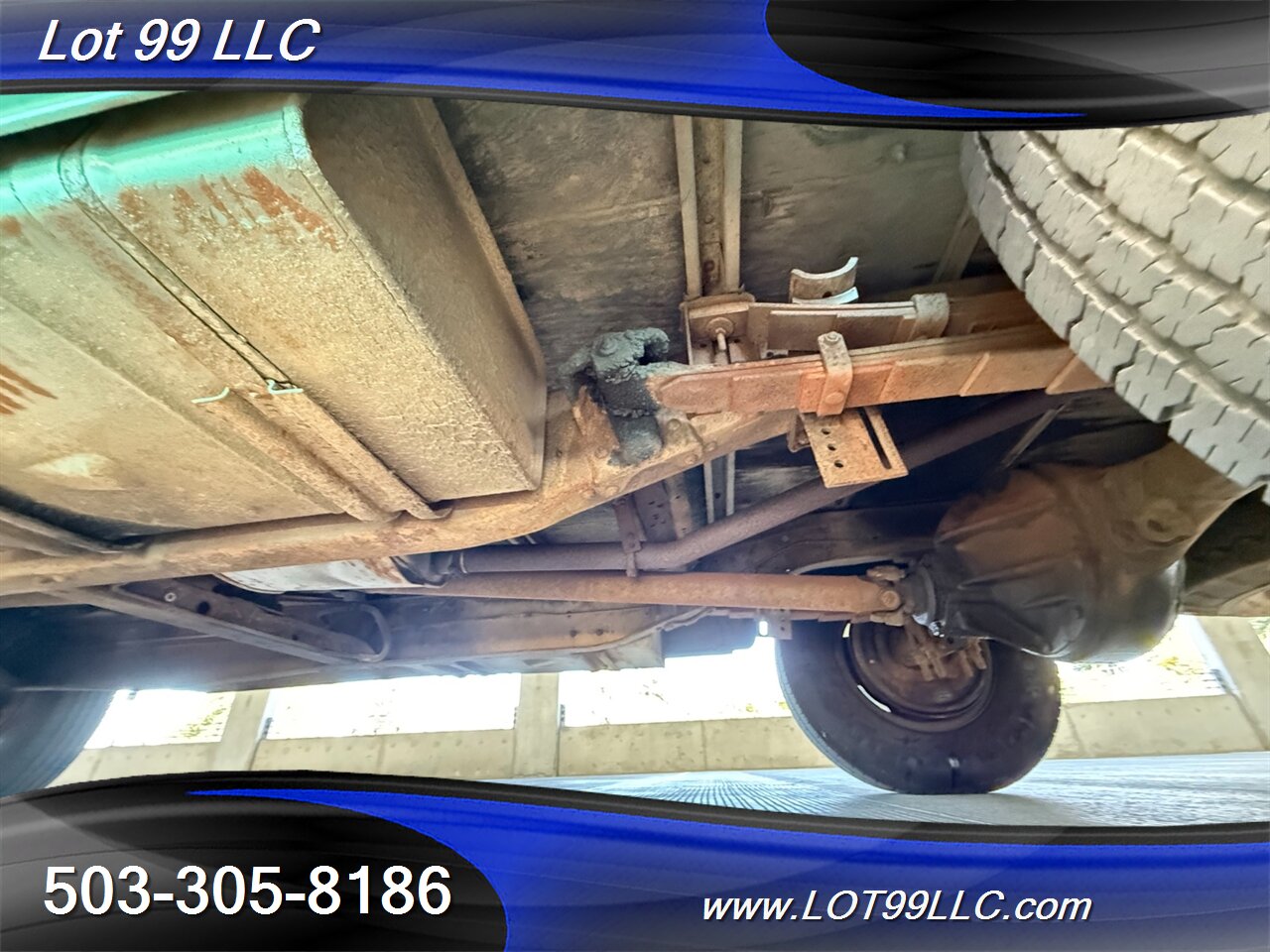 1963 Chevrolet C-20 Panel Truck 133 " Chassis 9' Bed "Super Van " - Photo 37 - Milwaukie, OR 97267