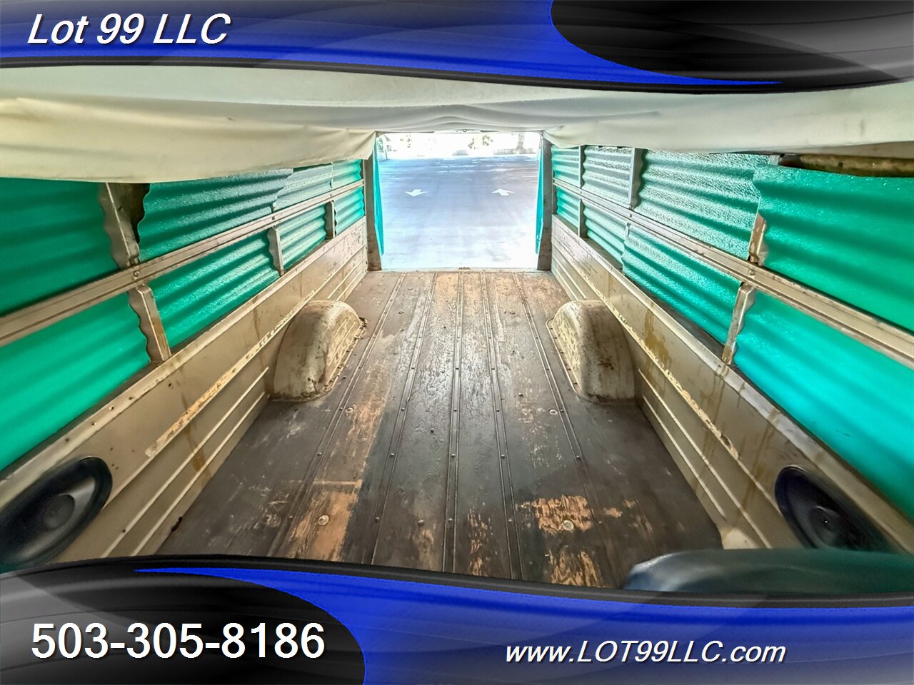 1963 Chevrolet C-20 Panel Truck 133 " Chassis 9' Bed "Super Van " - Photo 34 - Milwaukie, OR 97267