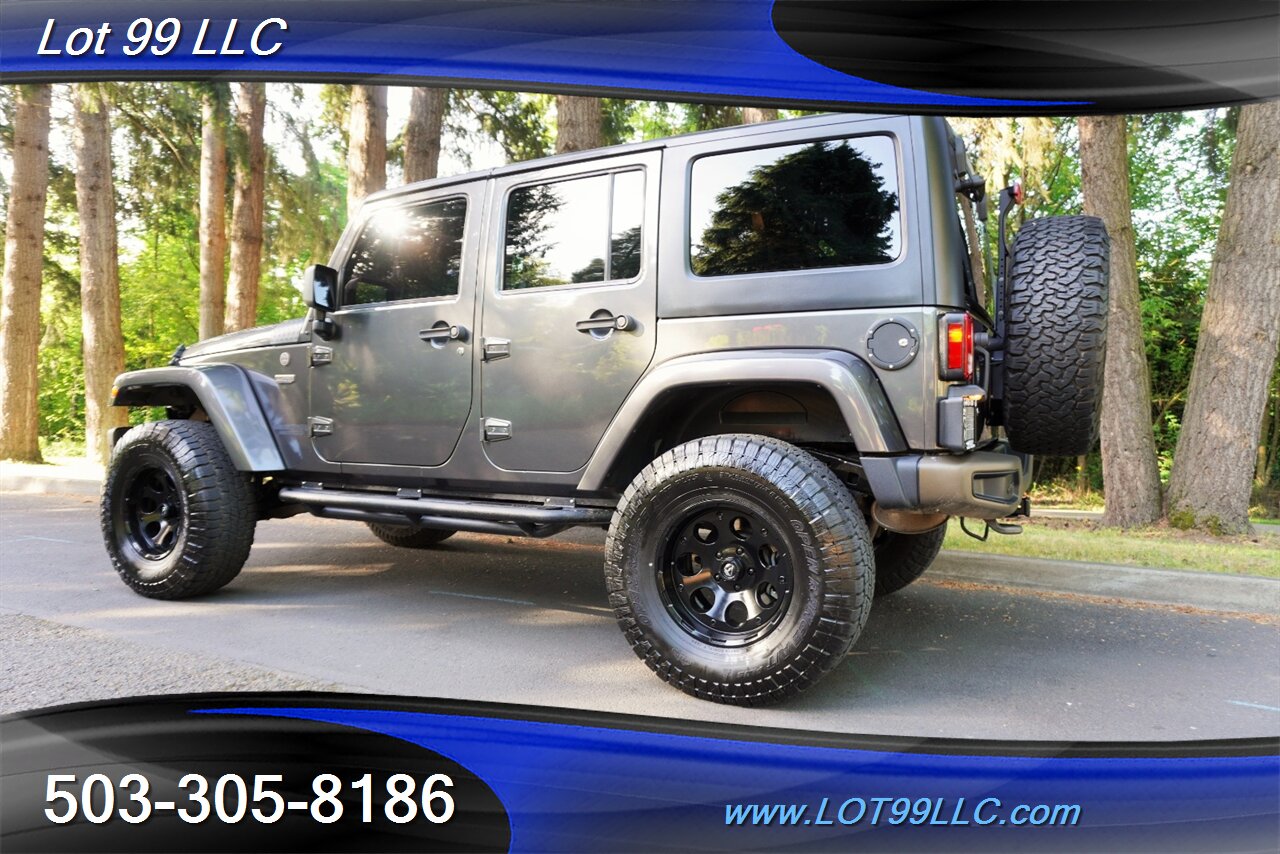 2016 Jeep Wrangler Unlimited Sahara 4X4 Unlimited 75th Anniversary Edition V6  6 Speed Manual BIG SCREEN LIFTED FUEL Wheels Newer Tires - Photo 11 - Milwaukie, OR 97267