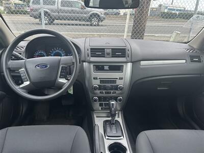 2012 Ford Fusion SE   - Photo 5 - Portland, OR 97218