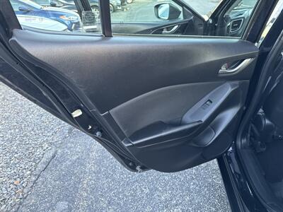 2015 Mazda Mazda3 i Sport   - Photo 17 - Toms River, NJ 08753