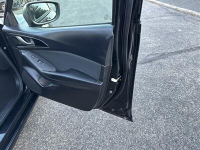 2015 Mazda Mazda3 i Sport   - Photo 14 - Toms River, NJ 08753