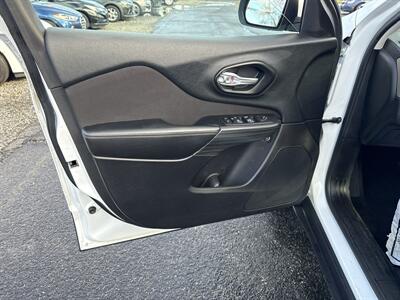 2015 Jeep Cherokee Latitude   - Photo 16 - Toms River, NJ 08753