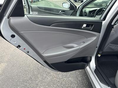 2013 Hyundai SONATA GLS   - Photo 17 - Toms River, NJ 08753
