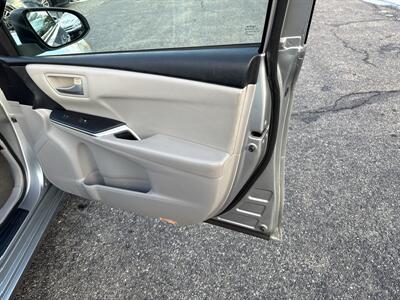 2016 Toyota Camry LE   - Photo 14 - Toms River, NJ 08753