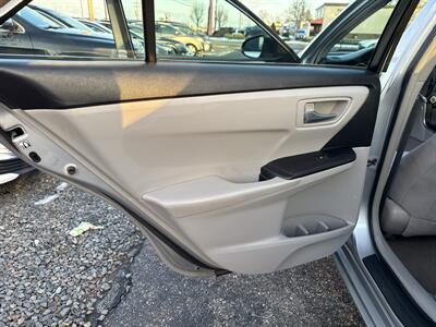 2016 Toyota Camry LE   - Photo 17 - Toms River, NJ 08753