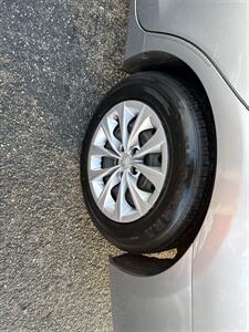 2016 Toyota Camry LE   - Photo 9 - Toms River, NJ 08753