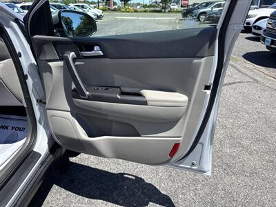 2019 Kia Sportage LX - Photo 14 - Toms River, NJ 08753