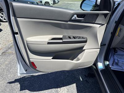 2019 Kia Sportage LX - Photo 16 - Toms River, NJ 08753