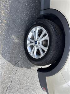 2018 Ford Escape SE   - Photo 9 - Toms River, NJ 08753