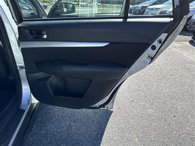 2013 Subaru Outback 2.5i   - Photo 15 - Toms River, NJ 08753