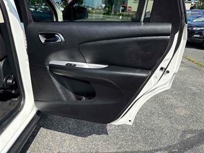 2017 Dodge Journey SXT   - Photo 16 - Toms River, NJ 08753