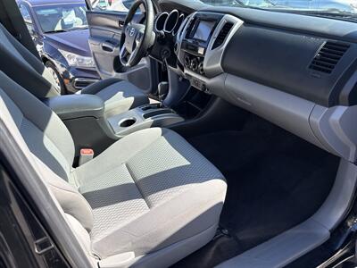 2015 Toyota Tacoma V6   - Photo 11 - Toms River, NJ 08753