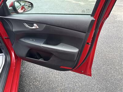 2020 Kia Forte LXS - Photo 14 - Toms River, NJ 08753