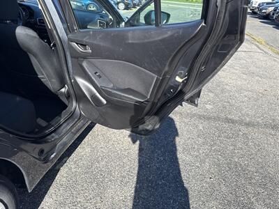 2015 Mazda Mazda3 i Sport   - Photo 14 - Toms River, NJ 08753