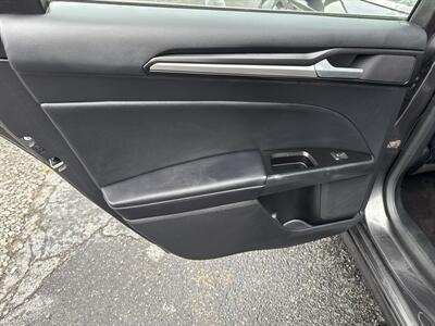 2019 Ford Fusion Titanium   - Photo 17 - Toms River, NJ 08753
