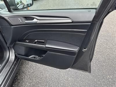 2019 Ford Fusion Titanium   - Photo 14 - Toms River, NJ 08753