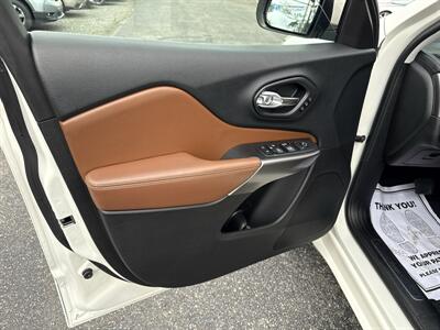 2019 Jeep Cherokee Overland   - Photo 18 - Toms River, NJ 08753