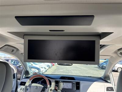 2014 Toyota Sienna Limited 7-Passenger   - Photo 14 - Toms River, NJ 08753
