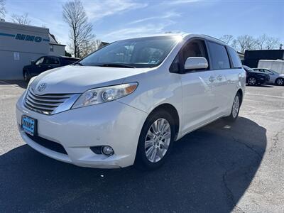 2014 Toyota Sienna Limited 7-Passenger   - Photo 1 - Toms River, NJ 08753