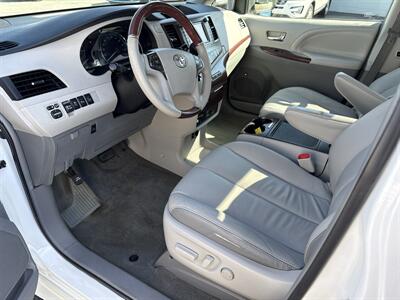 2014 Toyota Sienna Limited 7-Passenger   - Photo 9 - Toms River, NJ 08753