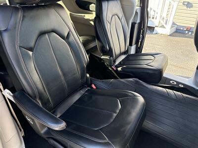 2019 Chrysler Pacifica Touring L 35th Anniversar - Photo 11 - Toms River, NJ 08753