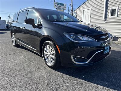2019 Chrysler Pacifica Touring L 35th Anniversar - Photo 2 - Toms River, NJ 08753