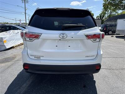 2015 Toyota Highlander XLE   - Photo 8 - Toms River, NJ 08753