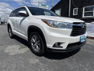2015 Toyota Highlander XLE   - Photo 2 - Toms River, NJ 08753