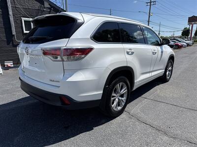 2015 Toyota Highlander XLE   - Photo 3 - Toms River, NJ 08753