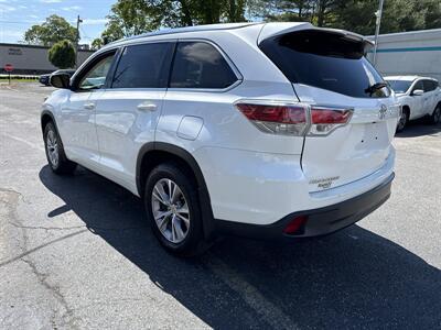 2015 Toyota Highlander XLE   - Photo 4 - Toms River, NJ 08753