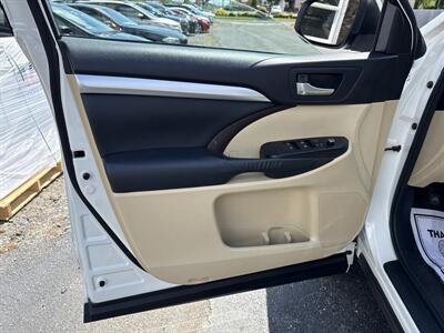 2015 Toyota Highlander XLE   - Photo 18 - Toms River, NJ 08753